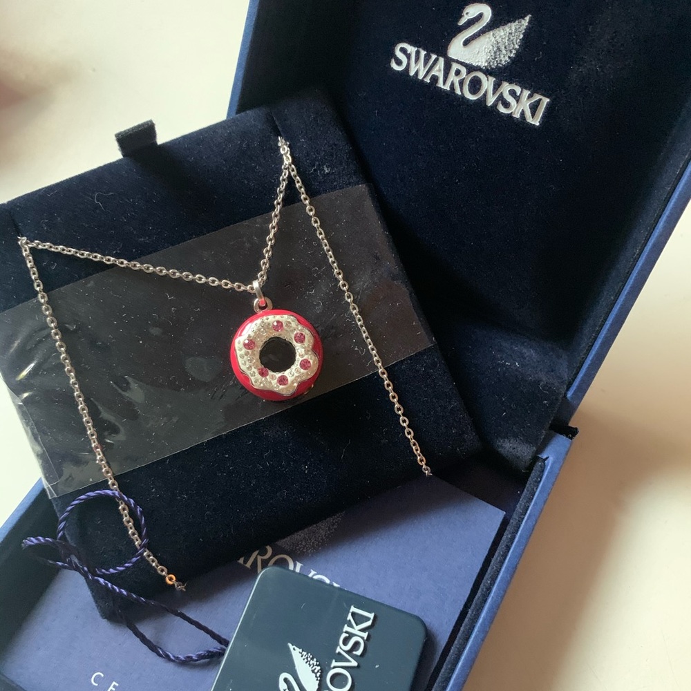 Swarovski donut necklace